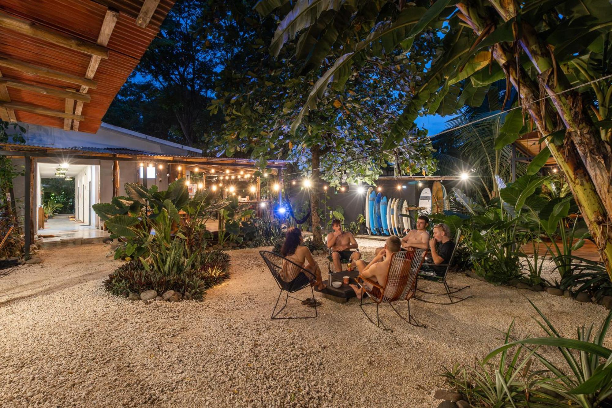 Akih Pods Hostel Playa Santa Teresa  Екстериор снимка