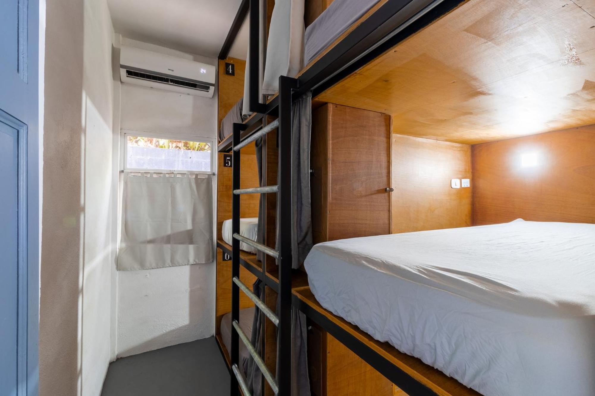 Akih Pods Hostel Playa Santa Teresa  Екстериор снимка
