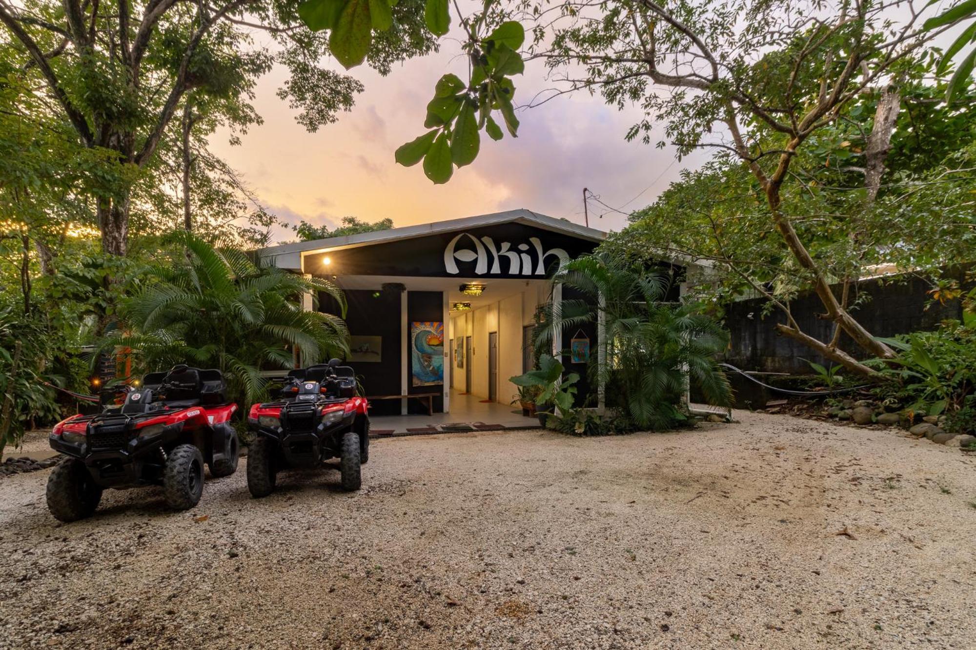 Akih Pods Hostel Playa Santa Teresa  Екстериор снимка